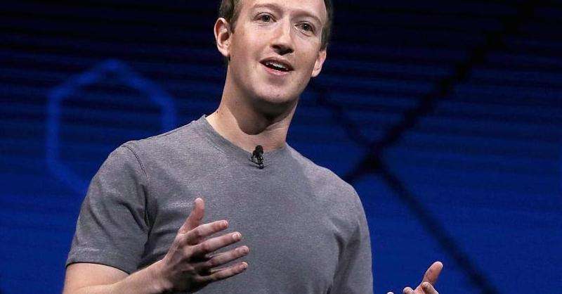 Facebook创始人的照片